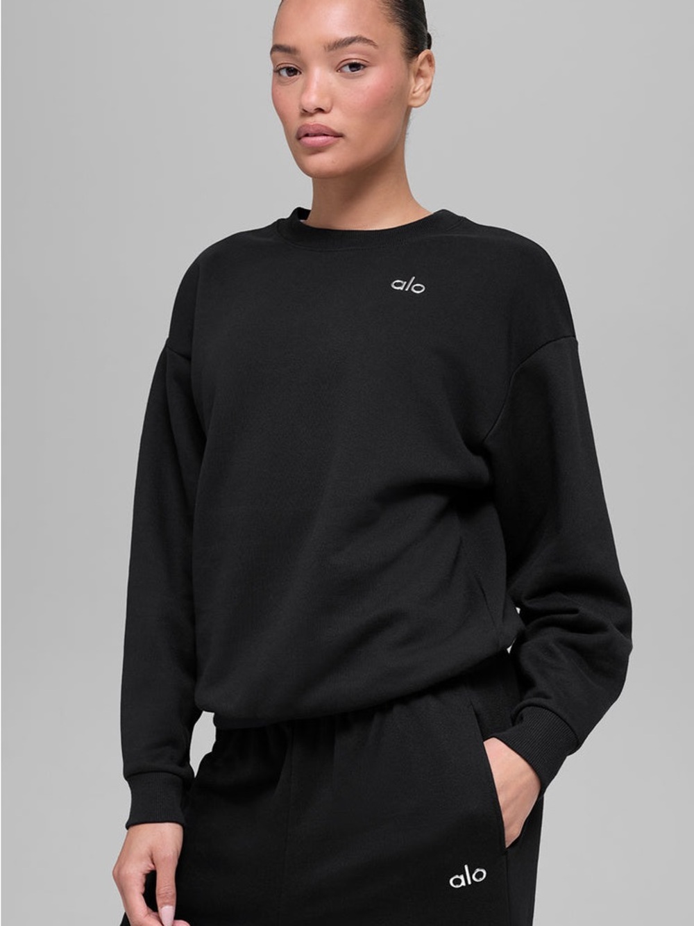 ALO Yoga Black Crewneck Sweatshirt - Minimal Logo